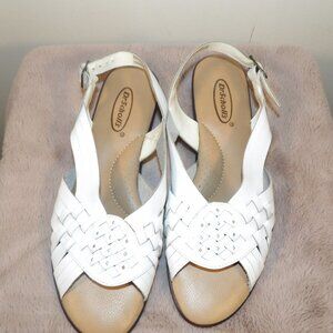 Vintage Dr Scholls " Charlene" Genuine Leather Upper Singback White Sandal 9.5